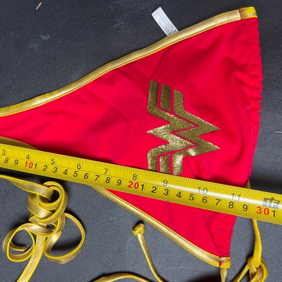 DC Comics Original Wonder Women Two Piece Custom XS - Picture 6 of 9